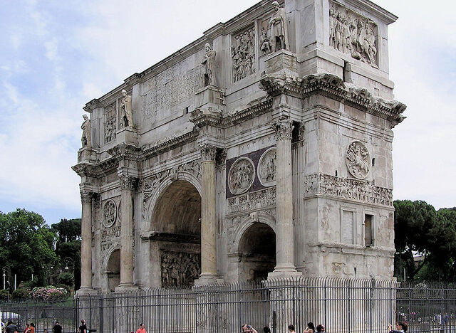 File:800px-Arch.of.constantine.threequarter.view.arp.jpg