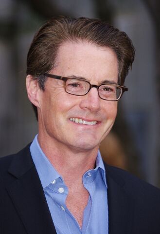 File:800px-Kyle MacLachlan 2011 Shankbone.jpg