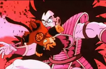 Gohan atakuje
