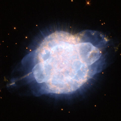 File:NGC 3918.jpg