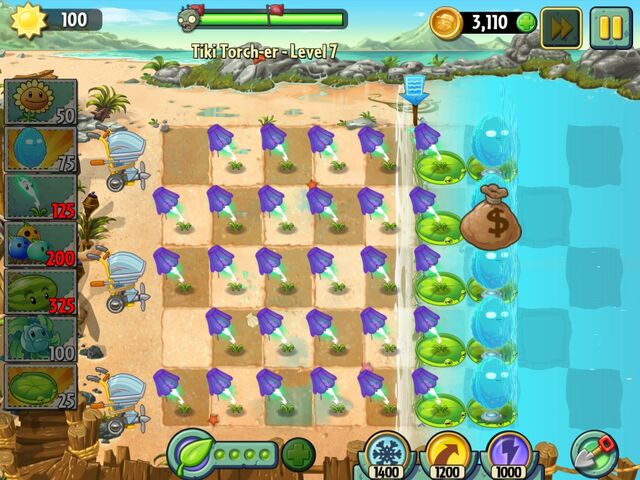 File:LightningBeach.jpg