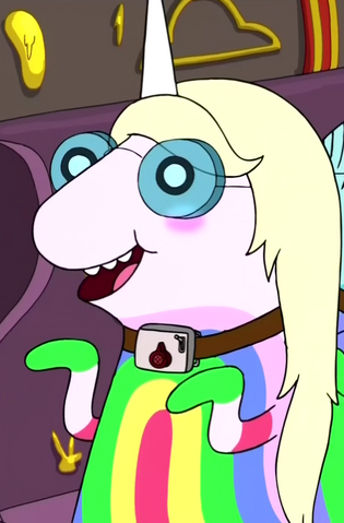 Plik:S2e12 ethel rainicorn on couch.png
