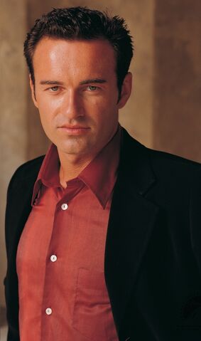 File:Cole Turner.jpg
