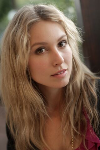 File:600full-sarah-carter.jpg