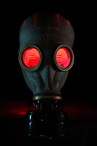 File:Huffiusgasmask.jpg
