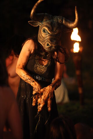 File:MaryannhelmetSeason2.jpg