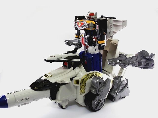 File:Spaceultrazord.jpg