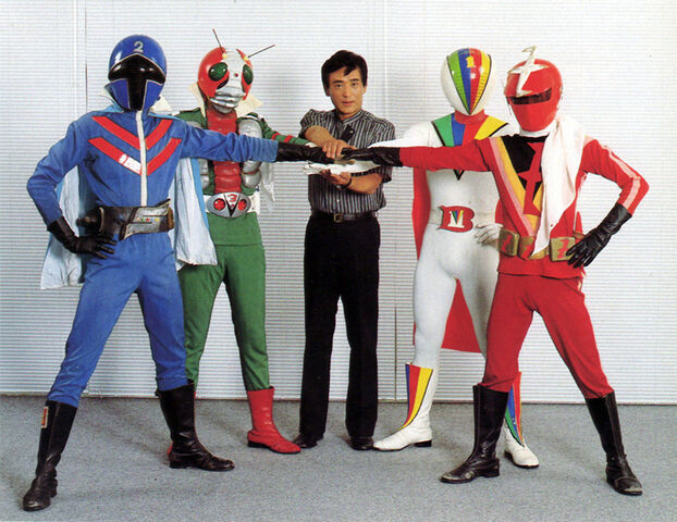 File:Hiroshi Miyauchi x4.jpg