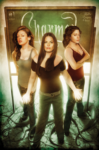 Файл:Charmed Comics.png
