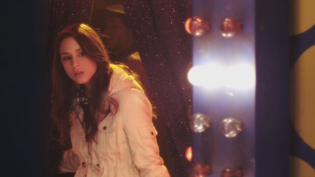 File:PLL121-1054.jpg