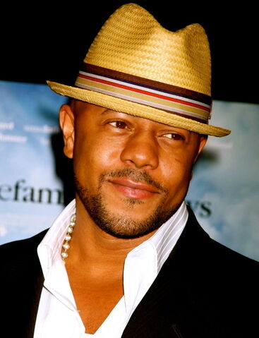 Файл:Rockmond Dunbar.jpg