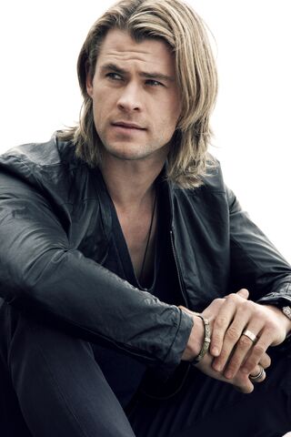 File:936full-chris-hemsworth (1).jpg