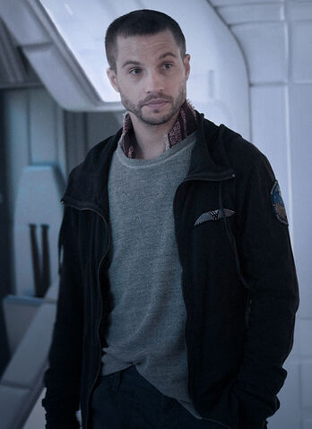 Datei:Charlie Holloway.jpg