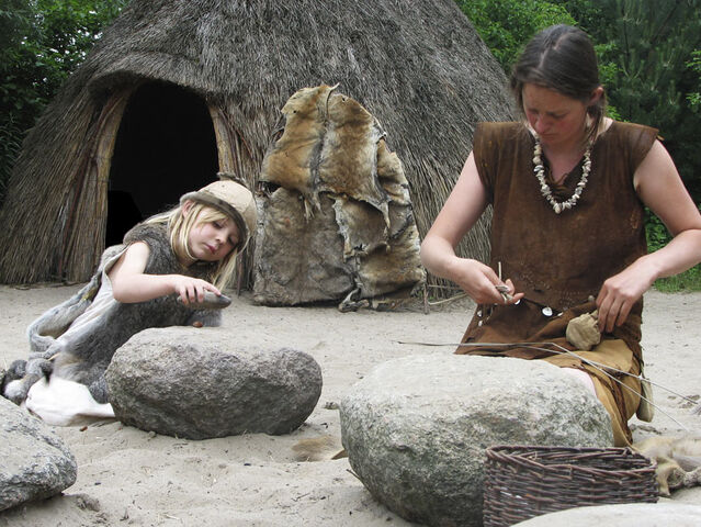 File:Mesolithic-Gather.jpg