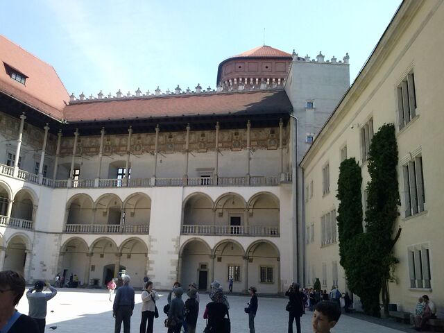 Plik:Kraków Zamek2.jpg