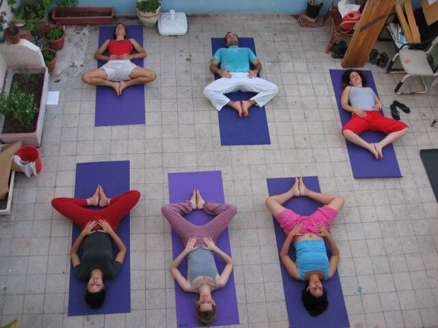 File:YogaClass.jpg