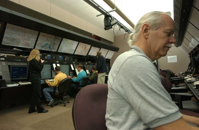 File:AirTraffic-8.jpg