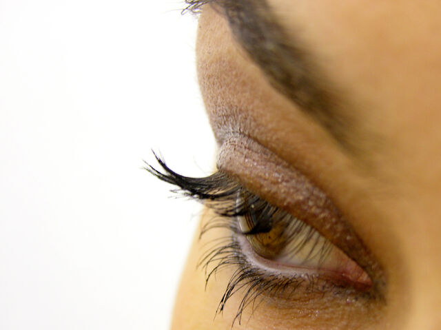 File:Eye makeup.jpg