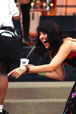File:WomanLaughing.jpg