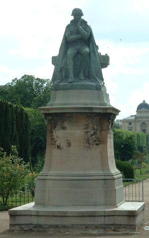 File:LamarckStatue.jpg