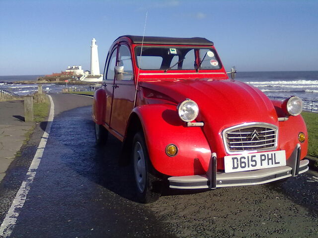 File:2cv - Copy (2).jpg