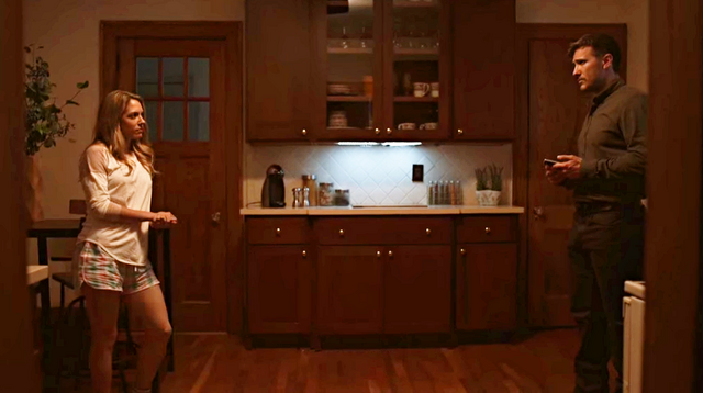File:Emily Burke (Episode 1)-02.png