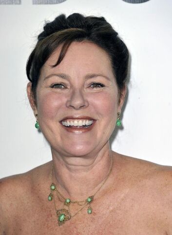 File:Lisa Darr.jpg