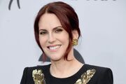 Megan-mullally-smile