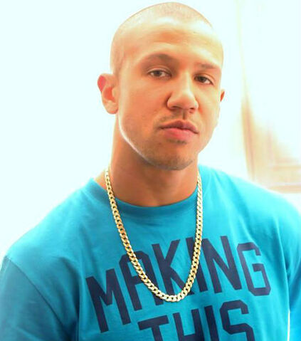 File:SavBlueshirt 2.jpg