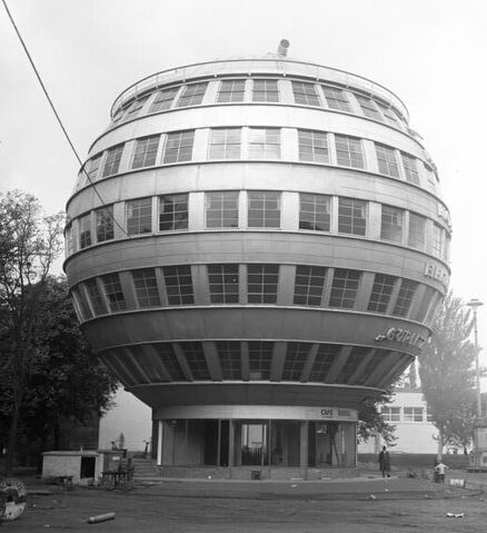 File:BallHouse.jpg