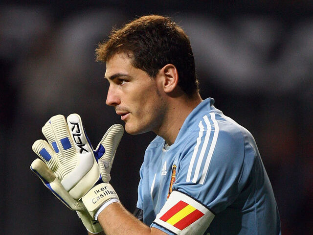 Archivo:Casillas2.jpg