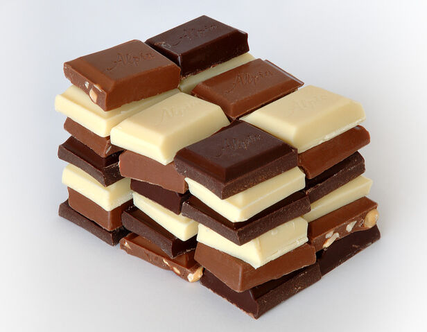 File:Chocolate222.jpg