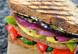 Grilled-vegetable-sandwich-2