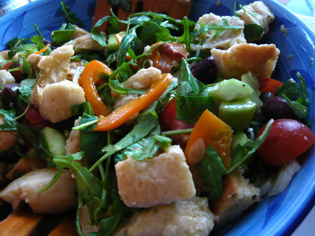 File:Panzanella-2474.jpg