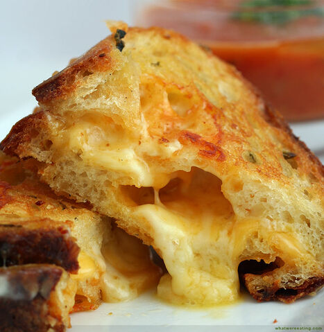 File:Grilled-cheese3.jpg