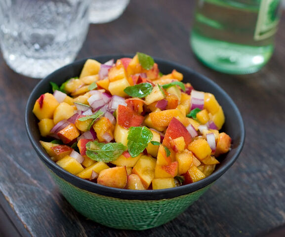 File:Peaches22.jpg