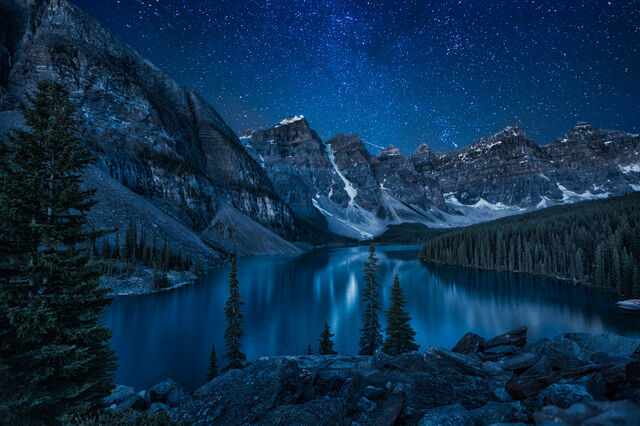 File:Moraine lake.jpg