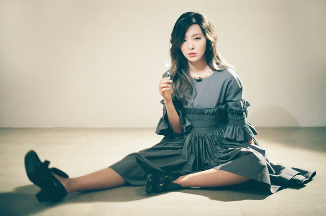 File:The Velvet Seulgi(3).jpg