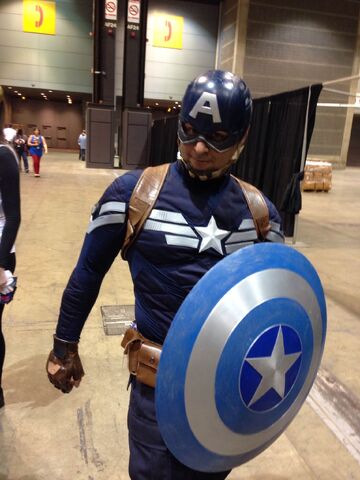 File:C2e22014-captainamerica.jpg