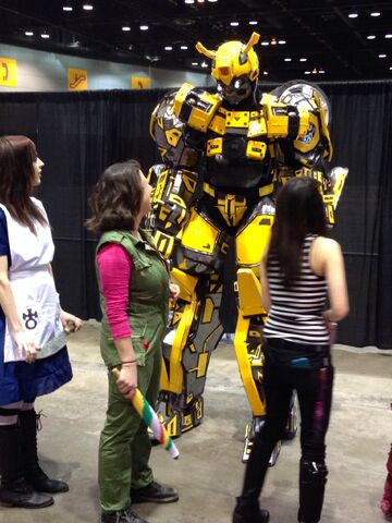 File:C2e22014-bumblebee2.jpg