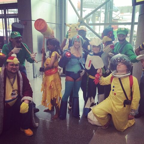 File:NYCC-2014 WikiaLive 0064.jpg