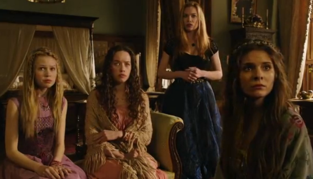 File:Pilot - 31 Ladies in Waiting.png