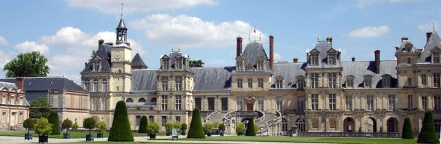 File:1920px-Chateau Fontainebleau.jpg