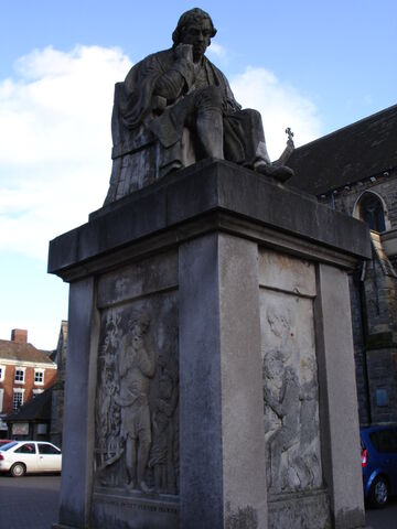 File:Johnsonstatue2.jpg