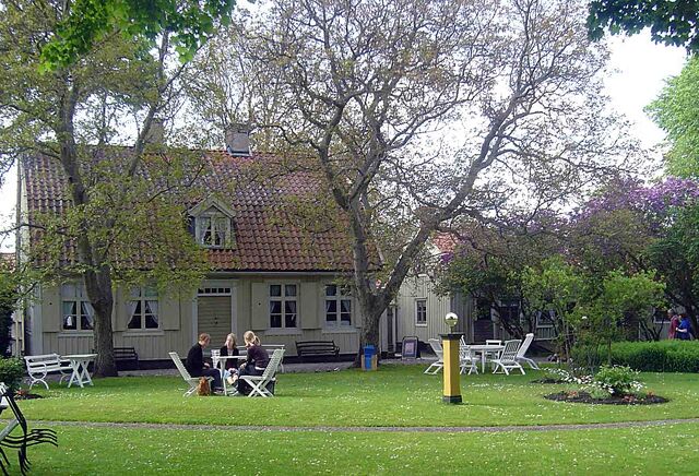 File:Krusenstiernska.jpg