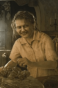 Arquivo:Marguerite Baker.png