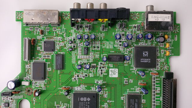 File:FZ-10 mainboard 14.jpg