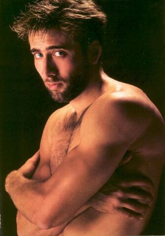 File:Nic-cage-moonstruck.jpg