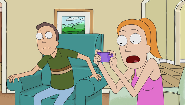 File:S1e2 summer phone.png