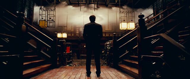 File:Inception-leonardo-dicaprio.jpg